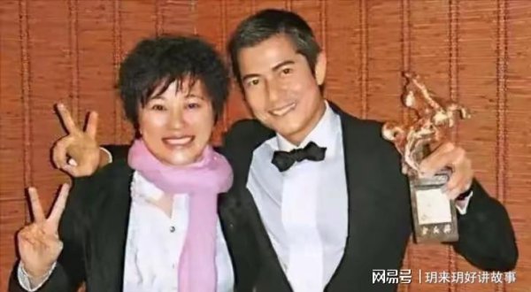 日昇配资 “郭富城大房”：掌管郭富城20亿，64岁未婚住隔壁，甘愿为郭带娃